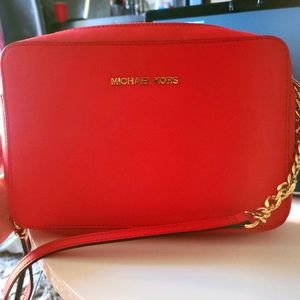 Michael Kors Jet Set crossbody bag